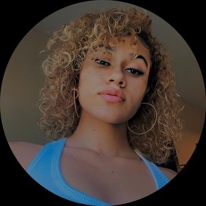 Meet your Posher, Angelina